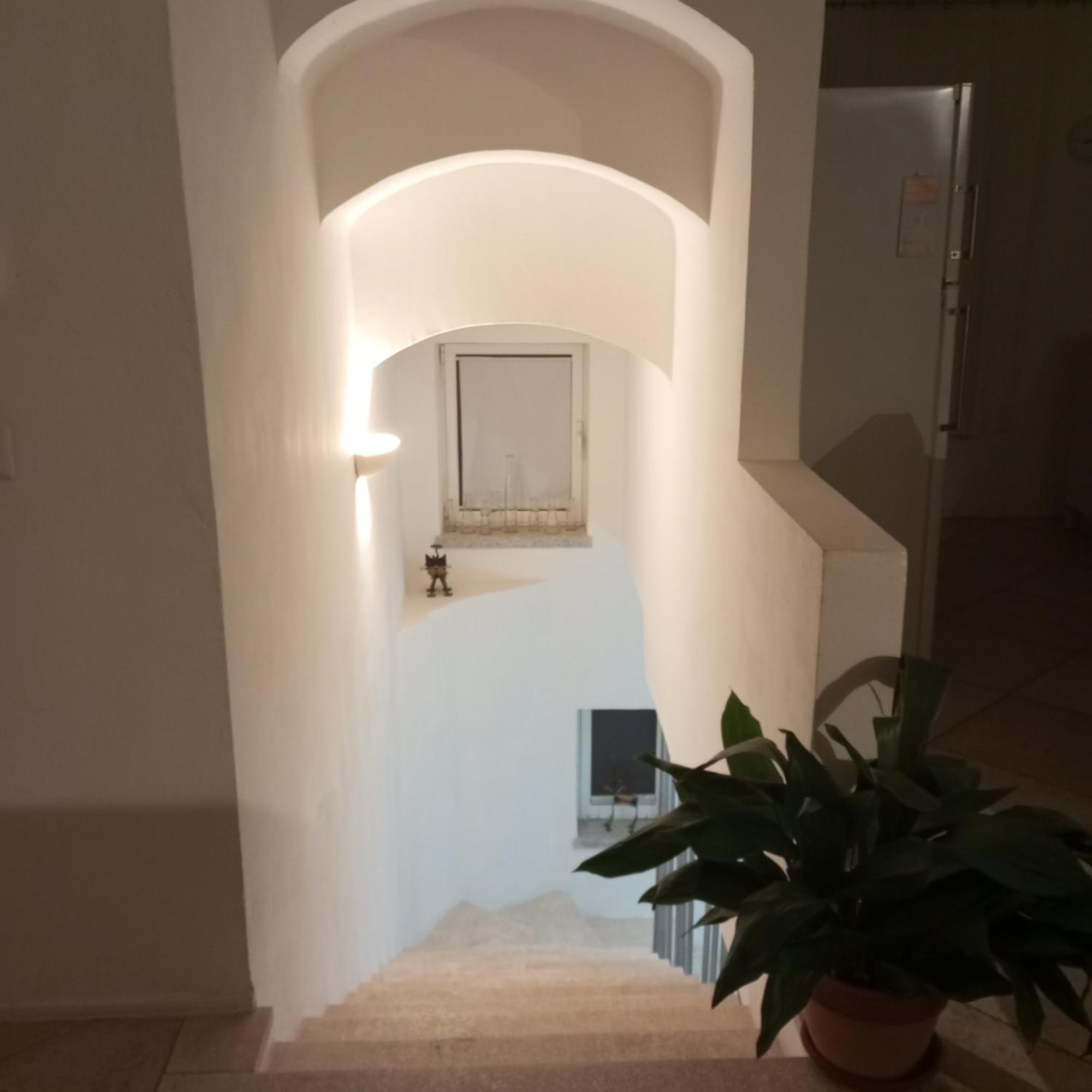 White - San Pantaleo Lägenhet Exteriör bild